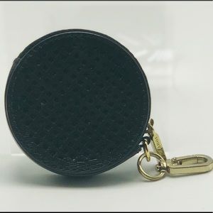tory burch round coin purse